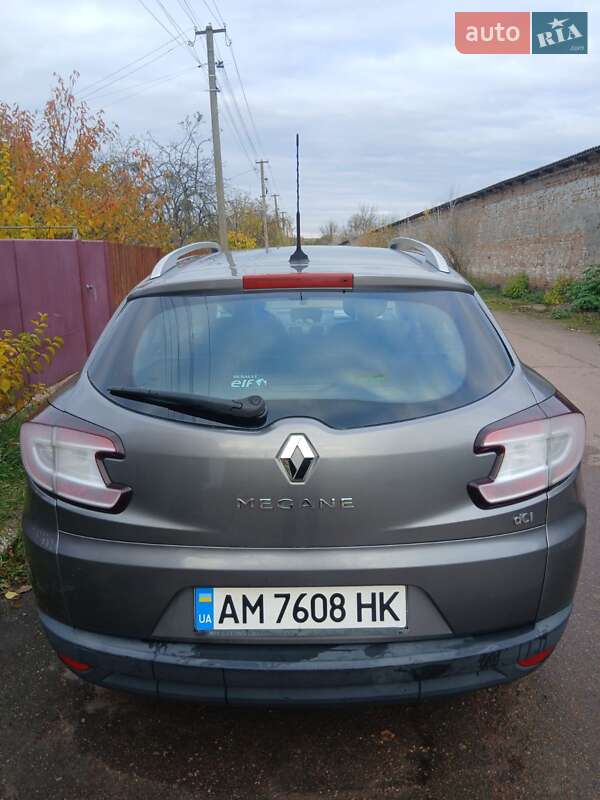Универсал Renault Megane 2010 в Овруче фото 15 Универсал Renault Megane 2010 в Овруче