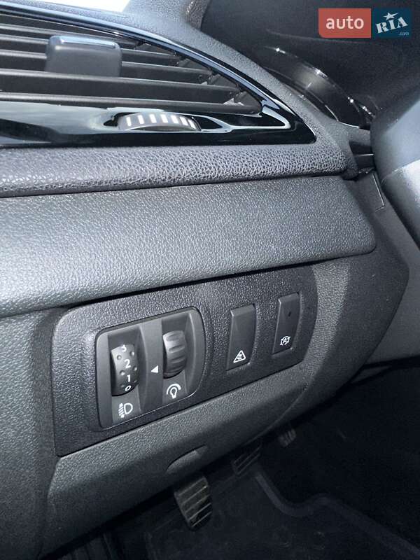 Универсал Renault Megane 2012 в Сумах фото 27 Универсал Renault Megane 2012 в Сумах