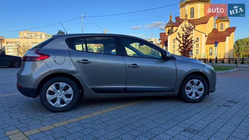 Хэтчбек Renault Megane 2009 в Львове фото 16 Хэтчбек Renault Megane 2009 в Львове