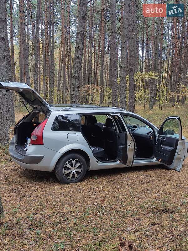 Универсал Renault Megane 2004 в Остроге фото 17 Универсал Renault Megane 2004 в Остроге