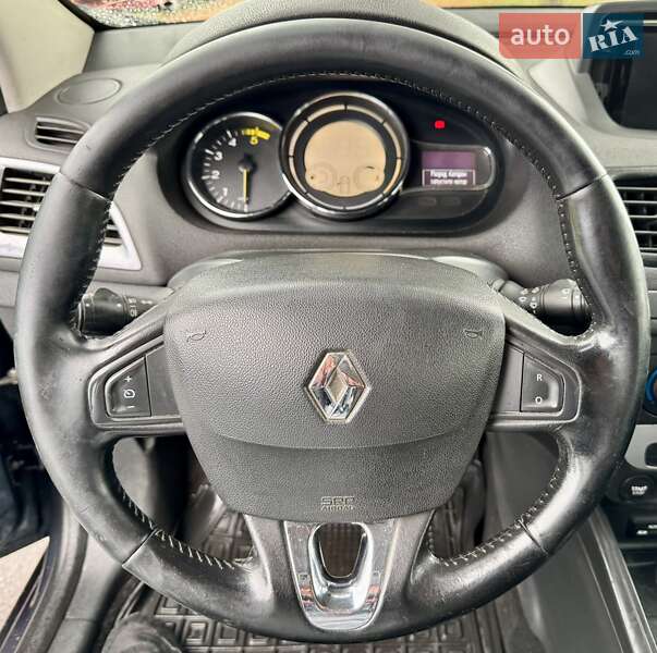 Универсал Renault Megane 2015 в Киеве