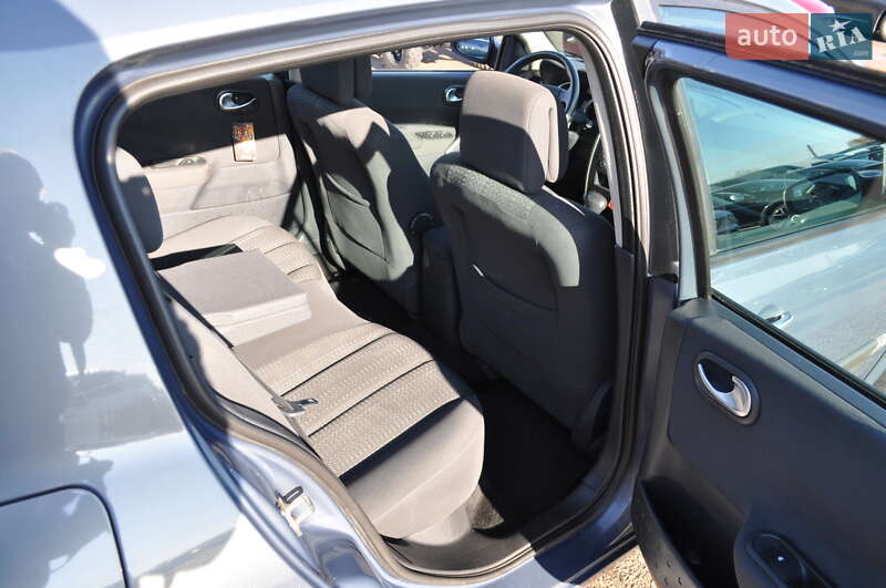 Хэтчбек Renault Megane 2006 в Киеве