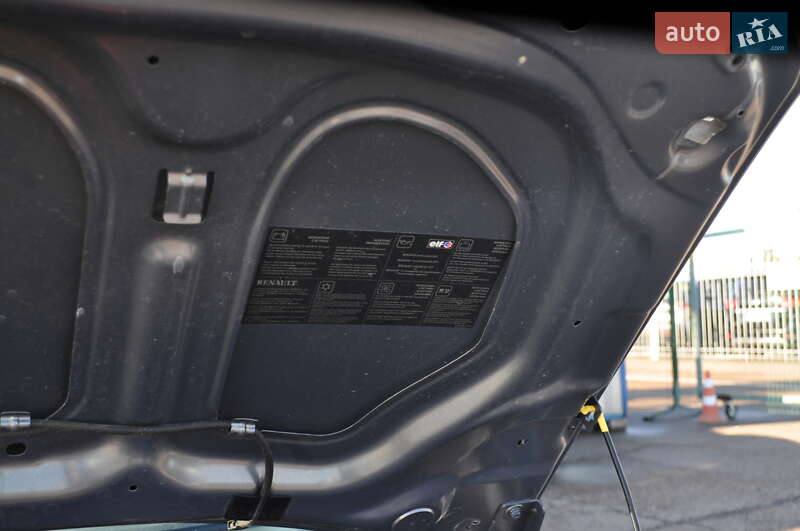 Хэтчбек Renault Megane 2006 в Киеве