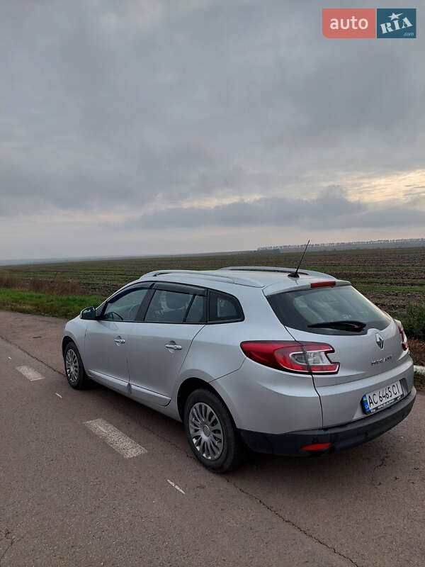 Универсал Renault Megane 2014 в Ахтырке