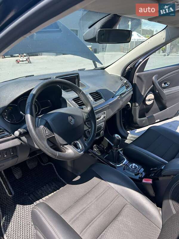 Хетчбек Renault Megane 2013 в Зборові