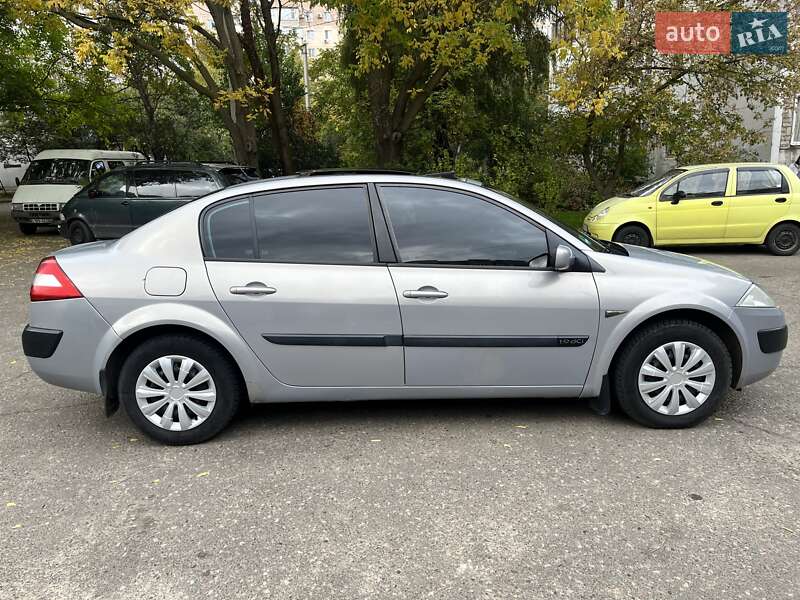 Седан Renault Megane 2004 в Одесі