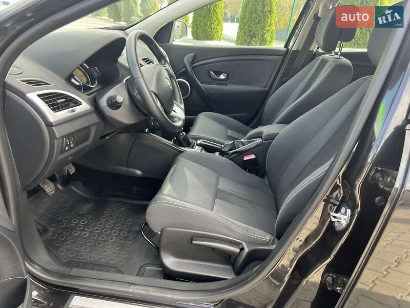 Универсал Renault Megane 2009 в Виннице фото 36 Универсал Renault Megane 2009 в Виннице