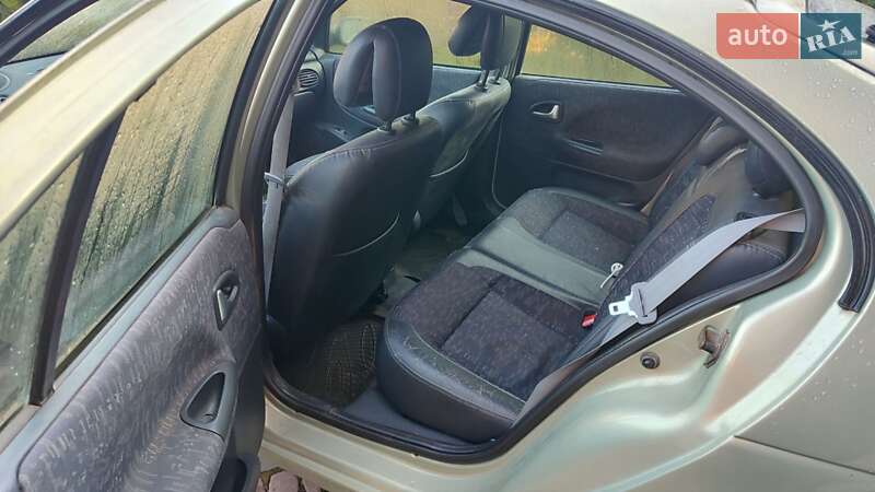 Хэтчбек Renault Megane 2002 в Луцке фото 8 Хэтчбек Renault Megane 2002 в Луцке