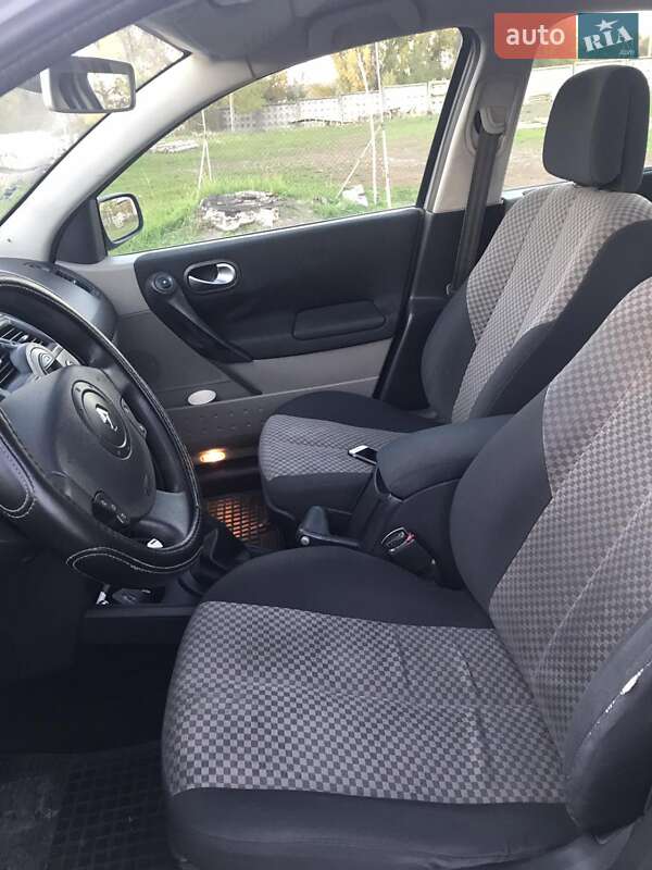 Седан Renault Megane 2006 в Черкассах фото 2 Седан Renault Megane 2006 в Черкассах
