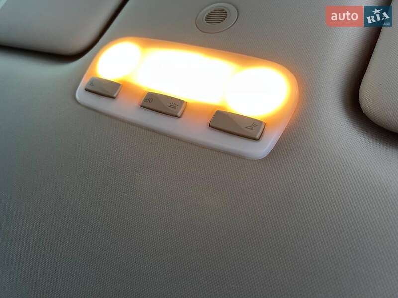 Универсал Renault Megane 2012 в Львове фото 33 Универсал Renault Megane 2012 в Львове