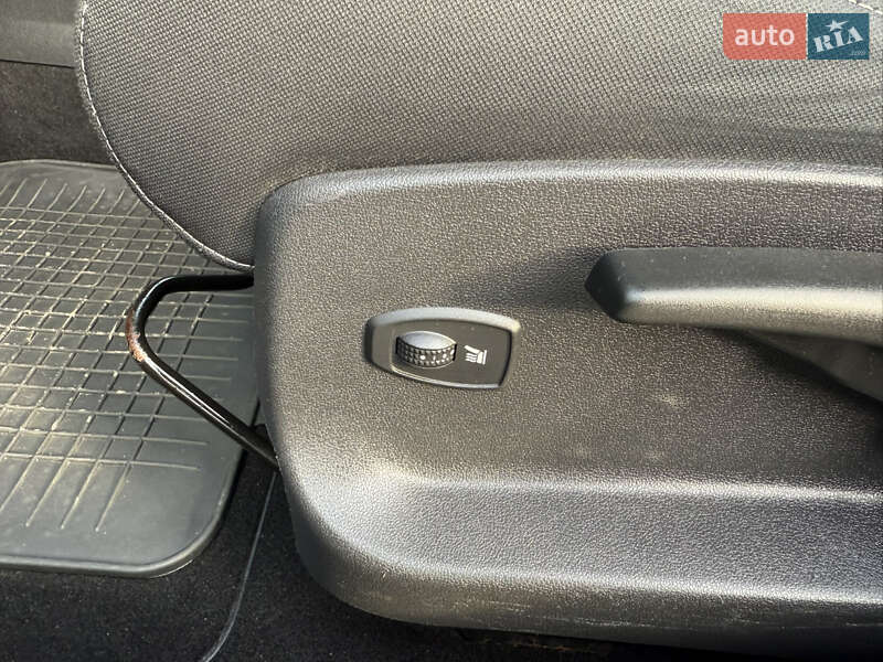 Универсал Renault Megane 2011 в Нововолынске фото 26 Универсал Renault Megane 2011 в Нововолынске