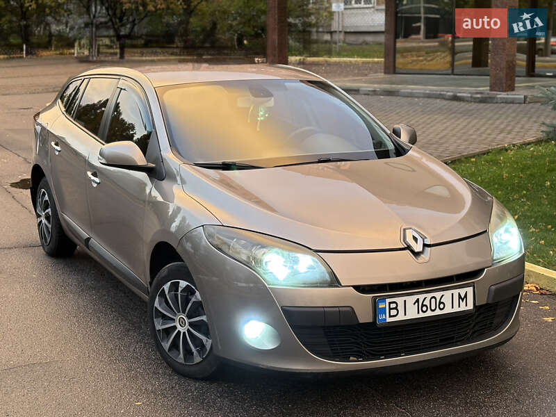 Универсал Renault Megane 2010 в Кременчуге фото Универсал Renault Megane 2010 в Кременчуге