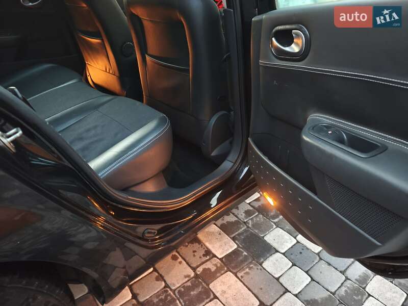 Седан Renault Megane 2005 в Полтаве фото 56 Седан Renault Megane 2005 в Полтаве