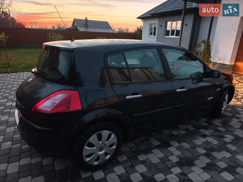Седан Renault Megane 2005 в Полтаве фото 29 Седан Renault Megane 2005 в Полтаве