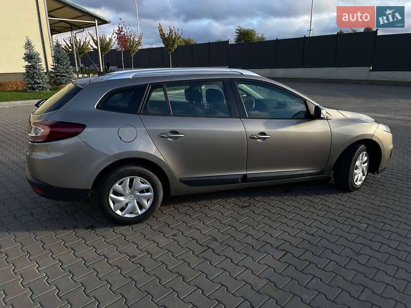 Универсал Renault Megane 2012 в Луцке фото 16 Универсал Renault Megane 2012 в Луцке