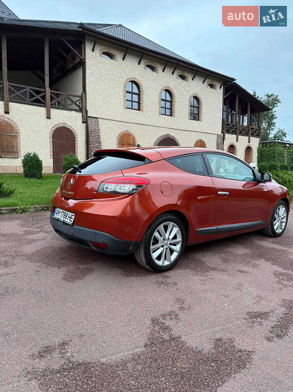 Купе Renault Megane 2009 в Коростене
