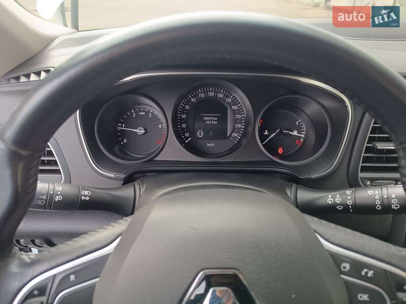 Универсал Renault Megane 2017 в Днепре фото 8 Универсал Renault Megane 2017 в Днепре