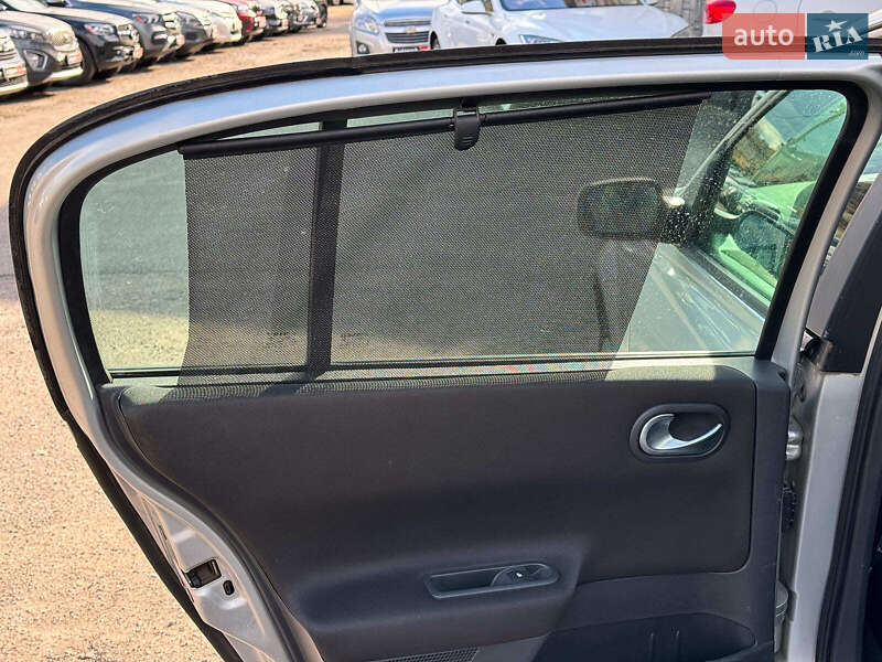 Седан Renault Megane 2005 в Виннице фото 17 Седан Renault Megane 2005 в Виннице