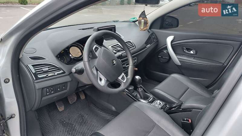 Универсал Renault Megane 2012 в Умани фото 4 Универсал Renault Megane 2012 в Умани