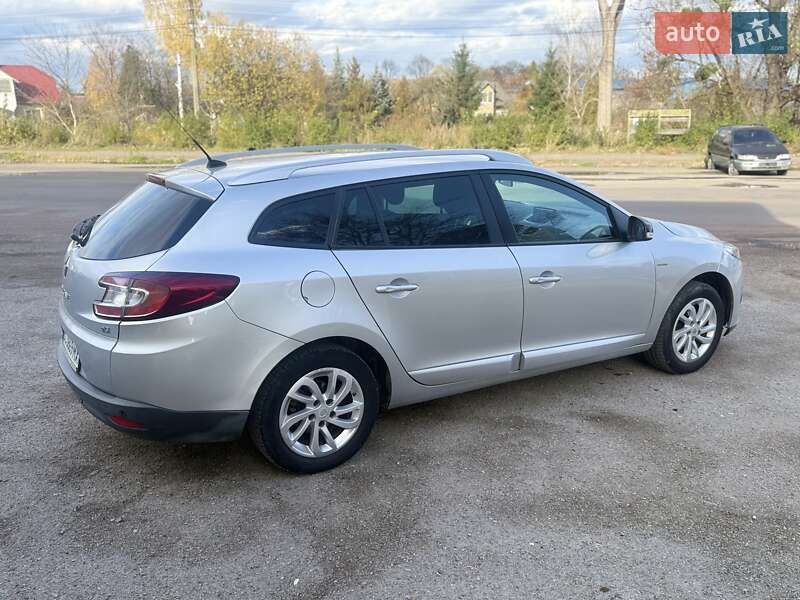 Универсал Renault Megane 2016 в Калуше фото 6 Универсал Renault Megane 2016 в Калуше