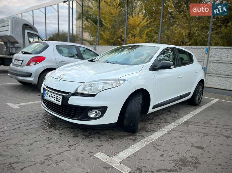 Хэтчбек Renault Megane 2013 в Кривом Роге фото 2 Хэтчбек Renault Megane 2013 в Кривом Роге