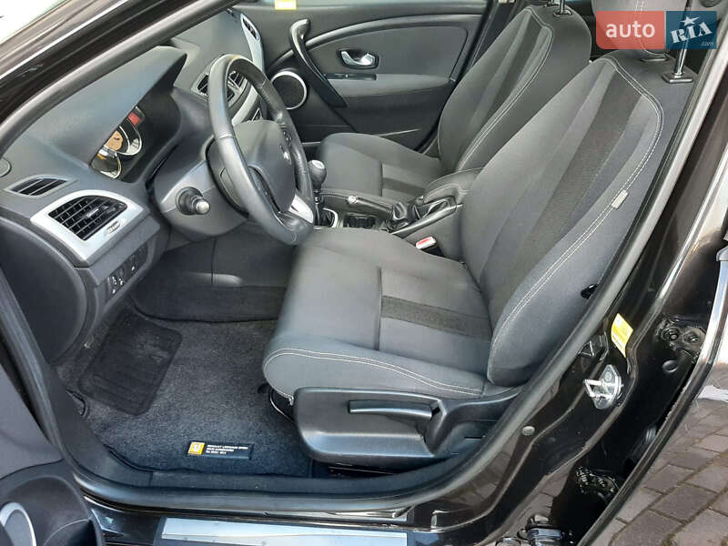 Хэтчбек Renault Megane 2008 в Коломые фото 13 Хэтчбек Renault Megane 2008 в Коломые