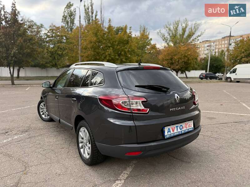 Универсал Renault Megane 2013 в Кривом Роге фото 12 Универсал Renault Megane 2013 в Кривом Роге