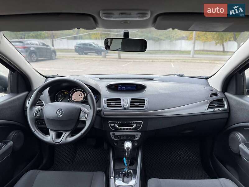 Универсал Renault Megane 2013 в Кривом Роге фото 19 Универсал Renault Megane 2013 в Кривом Роге