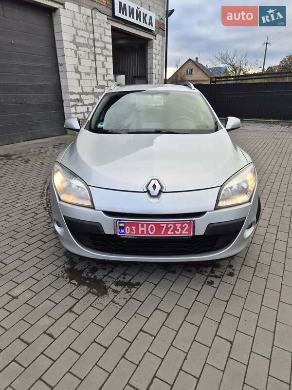 Универсал Renault Megane 2011 в Луцке