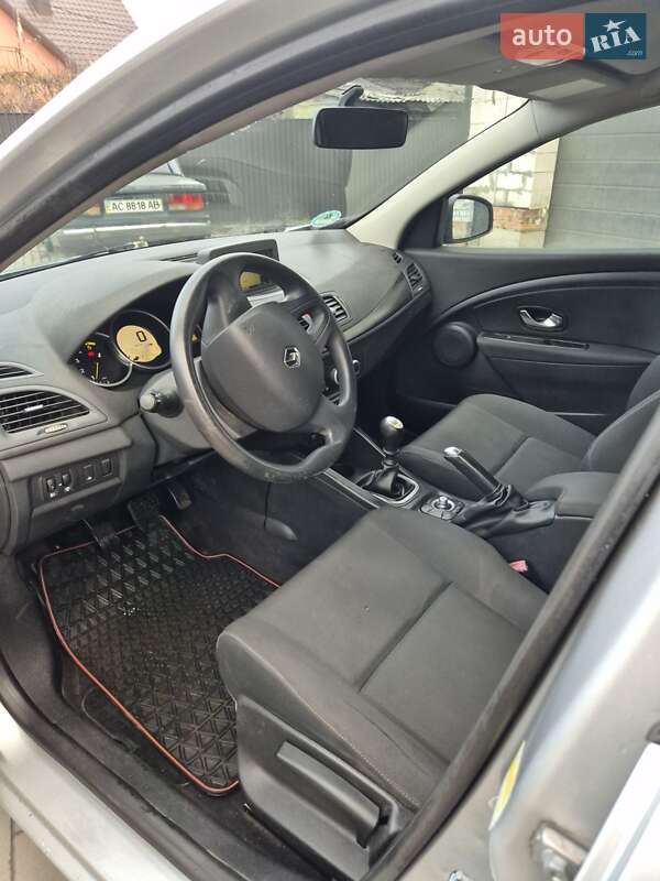 Универсал Renault Megane 2011 в Луцке