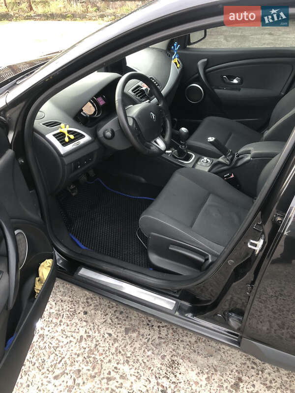 Универсал Renault Megane 2010 в Львове фото 8 Универсал Renault Megane 2010 в Львове