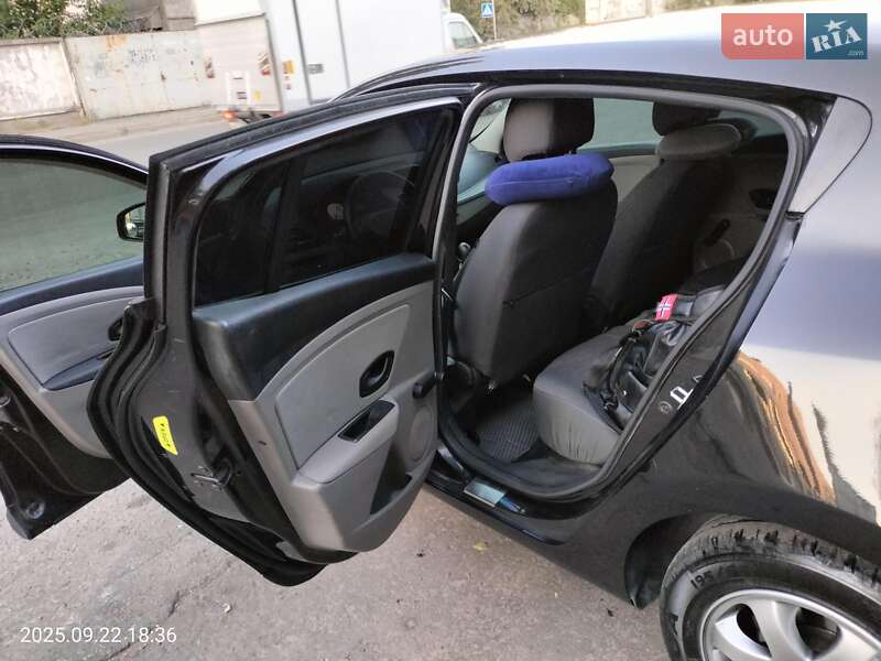 Хэтчбек Renault Megane 2010 в Киеве