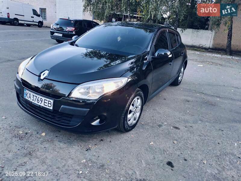 Хэтчбек Renault Megane 2010 в Киеве