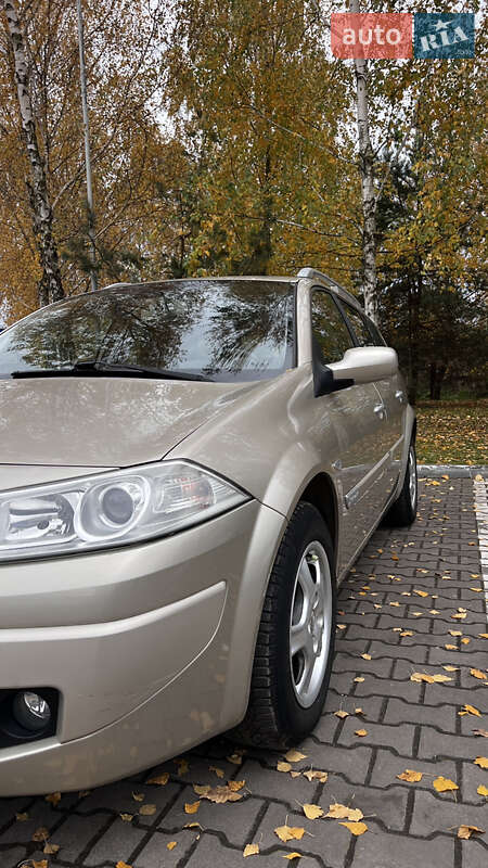 Универсал Renault Megane 2006 в Хороле