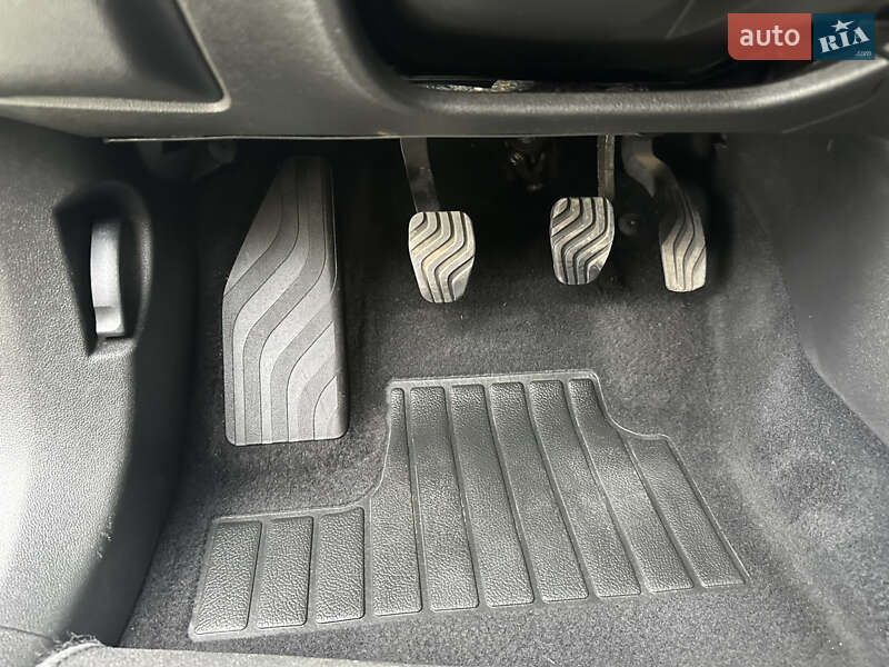 Универсал Renault Megane 2018 в Дубно фото 52 Универсал Renault Megane 2018 в Дубно