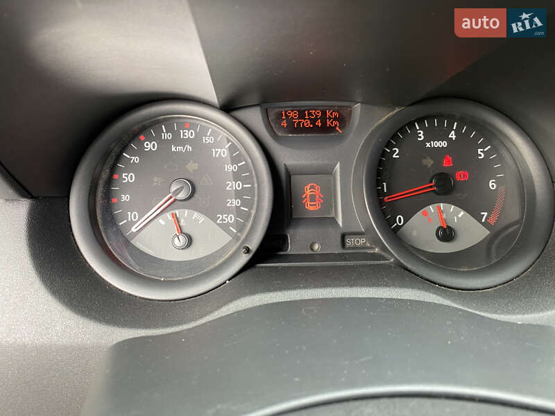 Универсал Renault Megane 2005 в Кропивницком фото 13 Универсал Renault Megane 2005 в Кропивницком