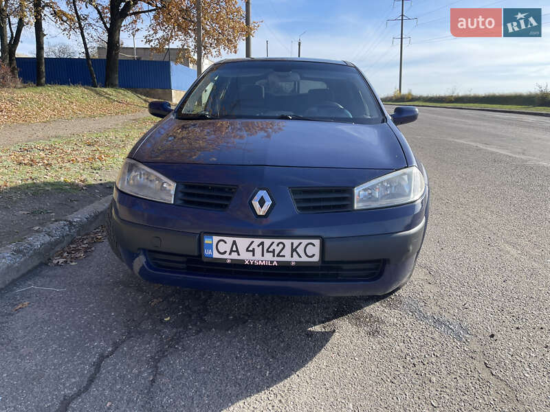 Хэтчбек Renault Megane 2003 в Смеле
