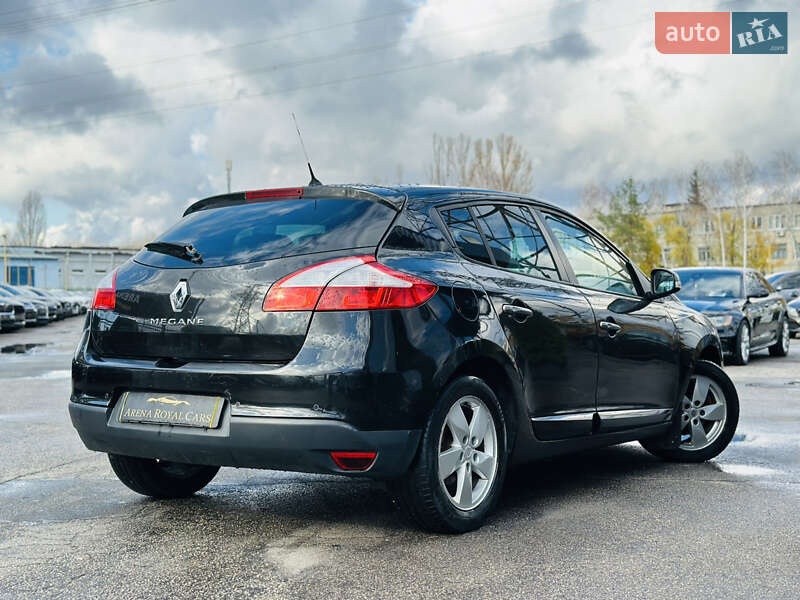 Хэтчбек Renault Megane 2011 в Харькове фото 2 Хэтчбек Renault Megane 2011 в Харькове