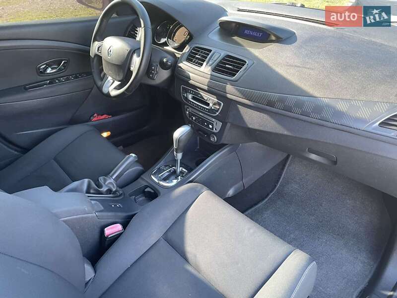 Универсал Renault Megane 2012 в Косове фото 7 Универсал Renault Megane 2012 в Косове