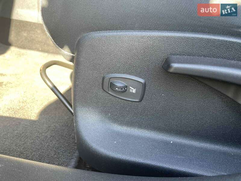 Универсал Renault Megane 2012 в Косове фото 12 Универсал Renault Megane 2012 в Косове