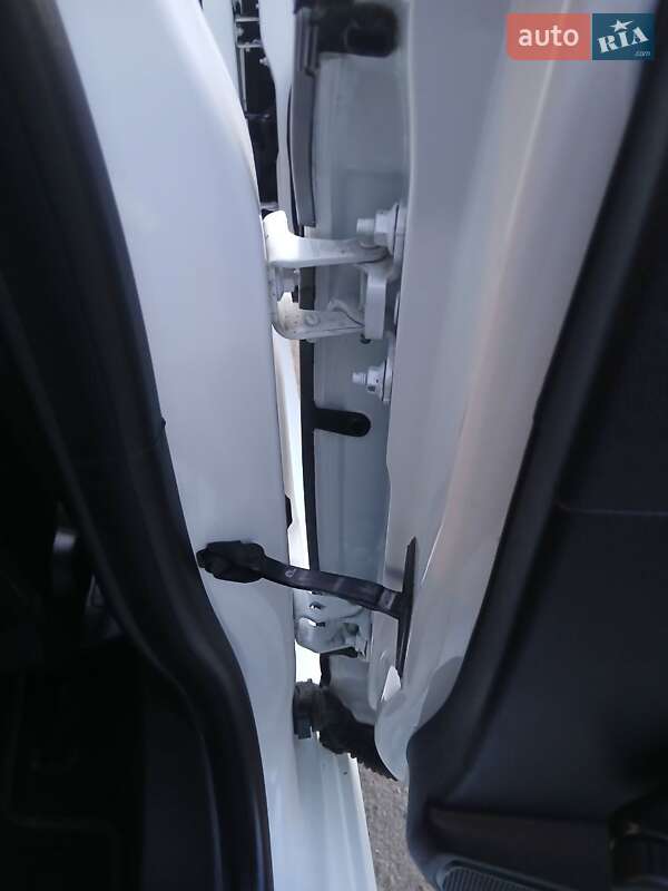 Хэтчбек Renault Megane 2016 в Хмельницком фото 41 Хэтчбек Renault Megane 2016 в Хмельницком