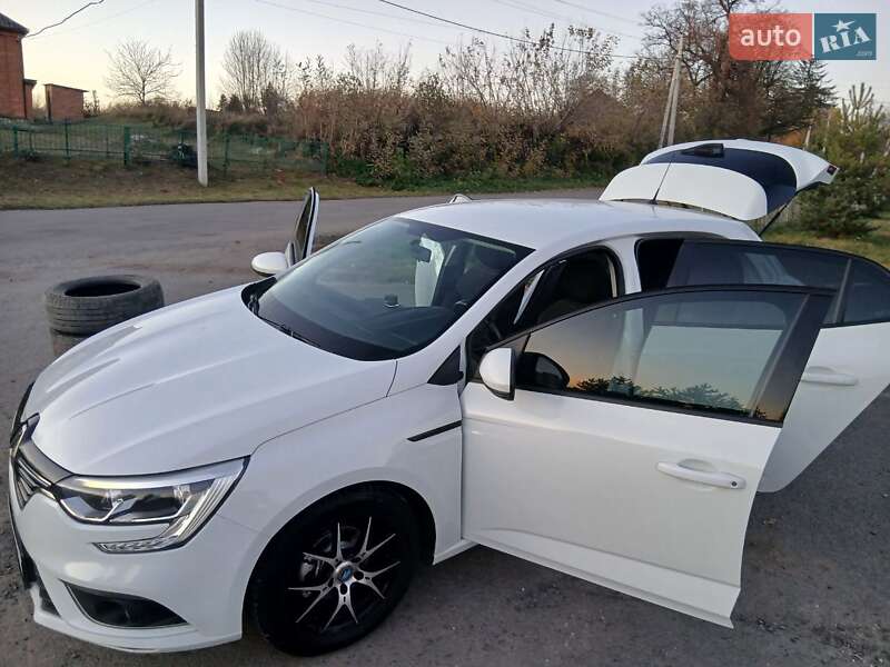 Хэтчбек Renault Megane 2016 в Хмельницком фото 72 Хэтчбек Renault Megane 2016 в Хмельницком
