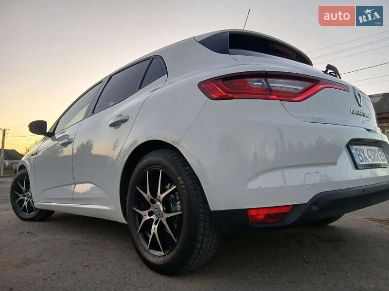 Хэтчбек Renault Megane 2016 в Хмельницком фото 22 Хэтчбек Renault Megane 2016 в Хмельницком