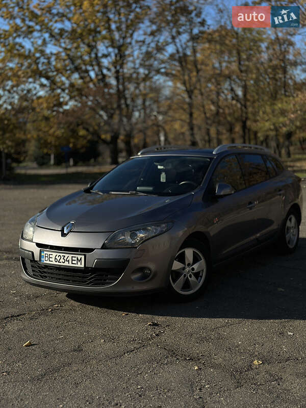Универсал Renault Megane 2010 в Южноукраинске фото 2 Универсал Renault Megane 2010 в Южноукраинске