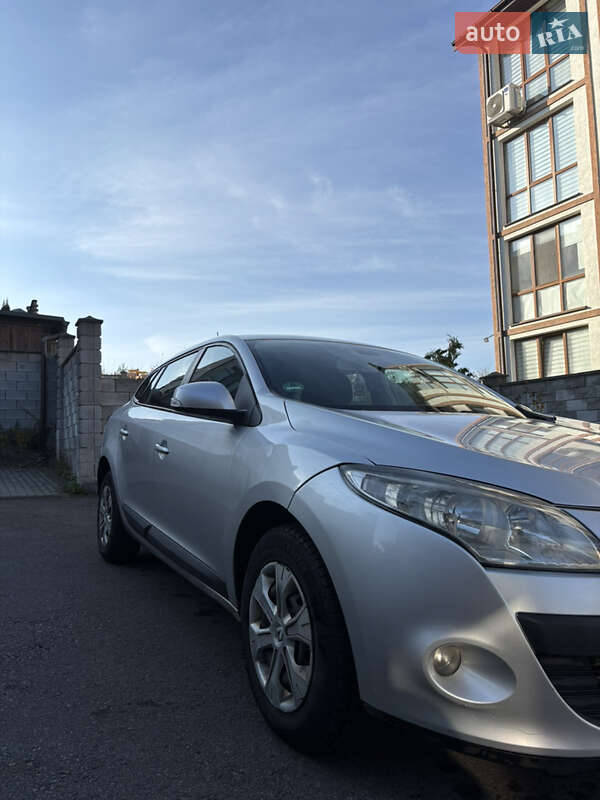 Универсал Renault Megane 2010 в Ровно