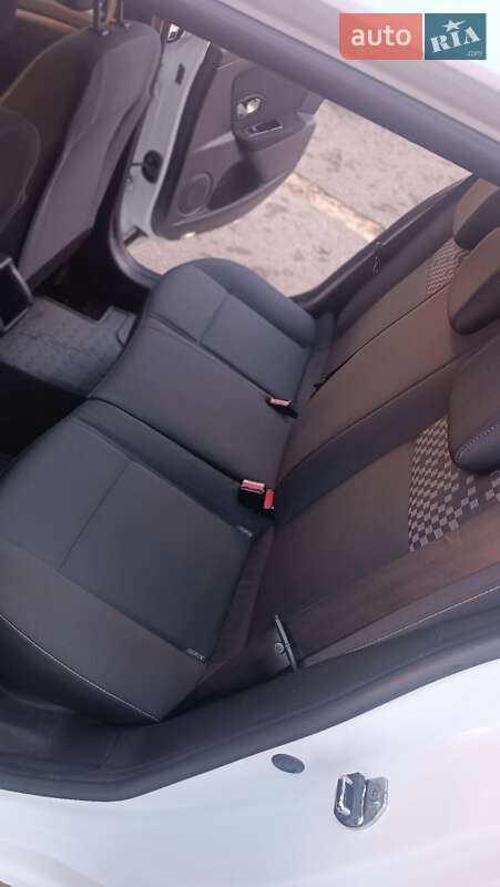 Универсал Renault Megane 2012 в Кременце фото 42 Универсал Renault Megane 2012 в Кременце