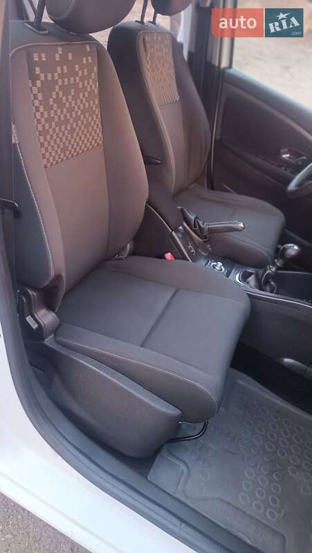 Универсал Renault Megane 2012 в Кременце фото 50 Универсал Renault Megane 2012 в Кременце