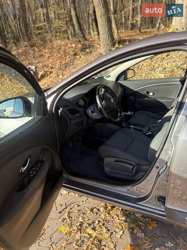 Хэтчбек Renault Megane 2010 в Тернополе