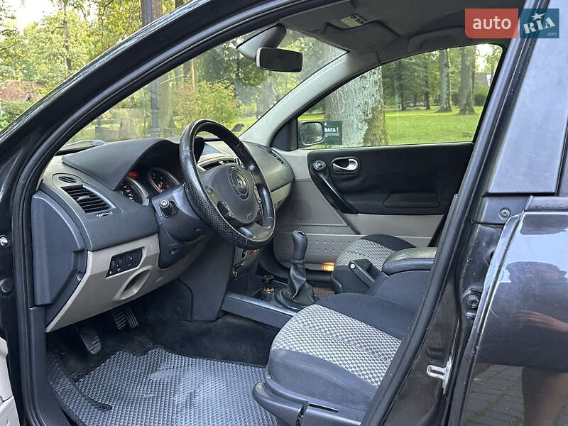 Универсал Renault Megane 2004 в Калиновке фото 19 Универсал Renault Megane 2004 в Калиновке
