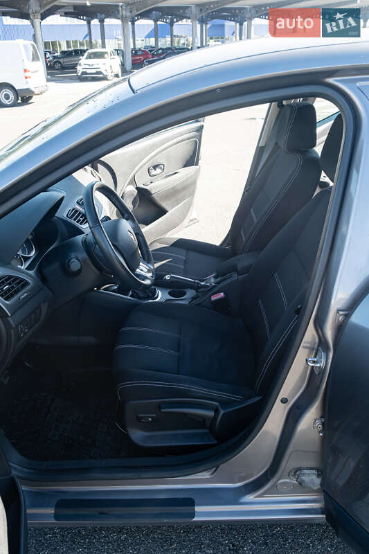 Хэтчбек Renault Megane 2013 в Киеве